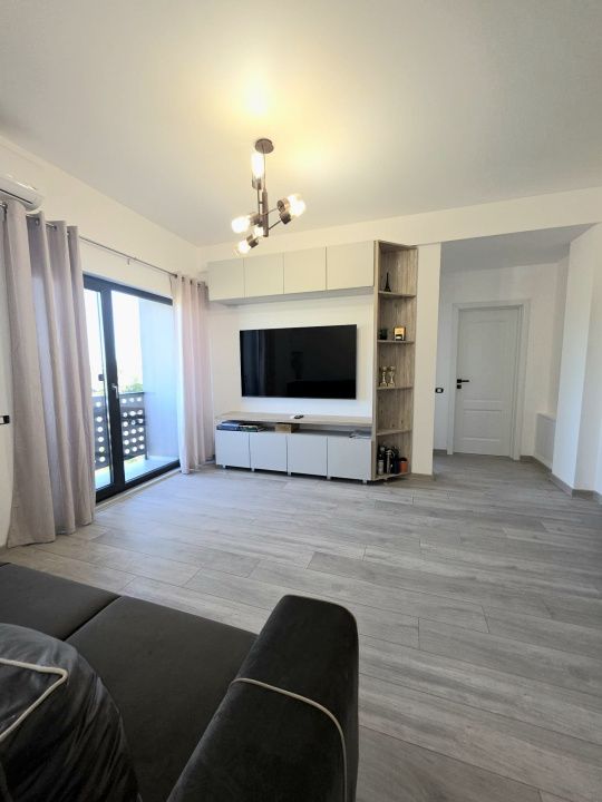 Apartament cu 2 camere de vânzare în Nord, Mamaia-Sat – fotografia 3 din 16