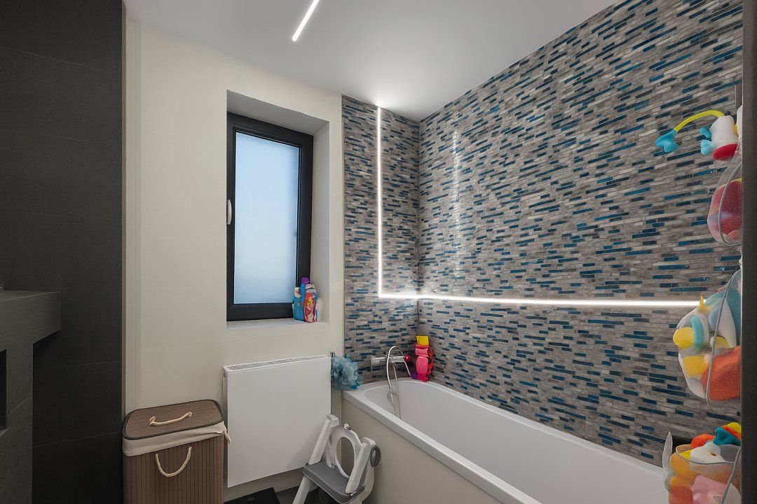 Casă cu 6 camere de vânzare în Domnești – fotografia 18 din 25