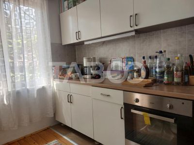 Casă cu 4 camere de vânzare în Cisnădie – fotografia 5 din 25