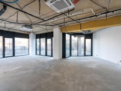 Spațiu comercial cu 3 camere de închiriat în Central, Timișoara – fotografia 3 din 16