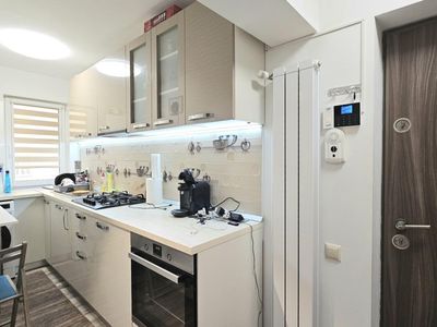 Apartament cu 2 camere de vânzare în Central, Predeal – fotografia 2 din 26