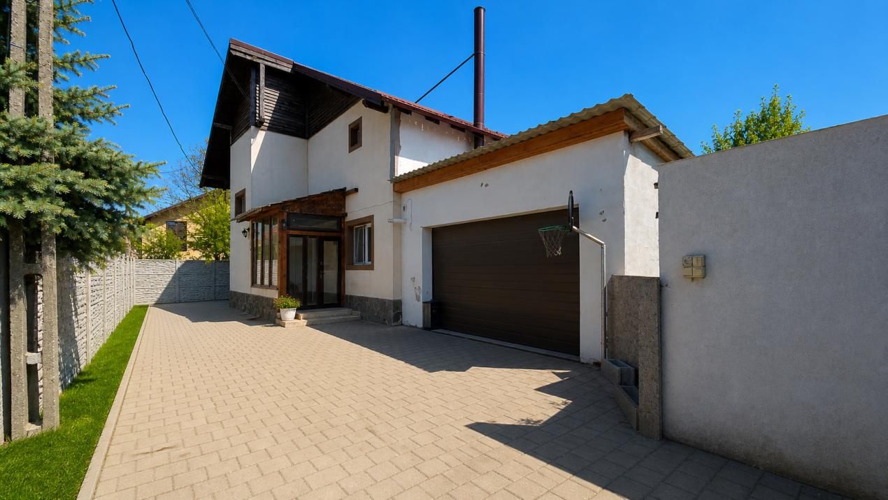 Casă cu 4 camere de vânzare în Nord, Hărman – fotografia 1 din 38