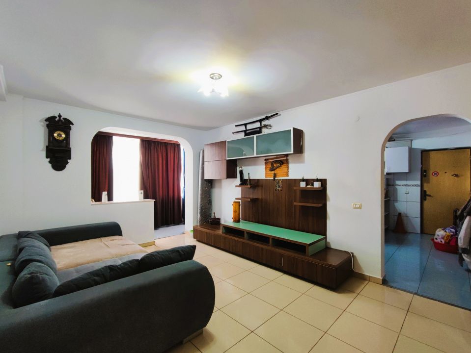 Apartament cu 3 camere de închiriat în Centru, Constanța – fotografia 1 din 16