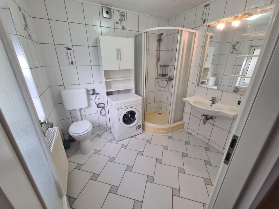 Casă cu 7 camere de vânzare în Sud, Câmpina – fotografia 14 din 24