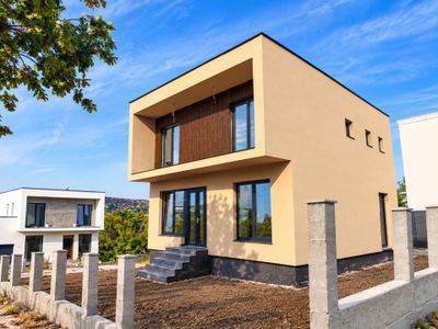Casă cu 5 camere de vânzare în Dealuri Oradea, Oradea – fotografia 3 din 15