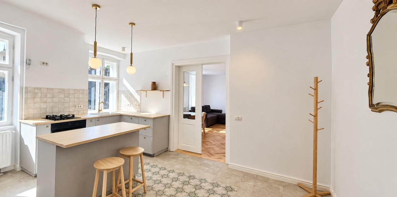 Apartament cu 2 camere de închiriat în Central, Brașov – fotografia 1 din 14