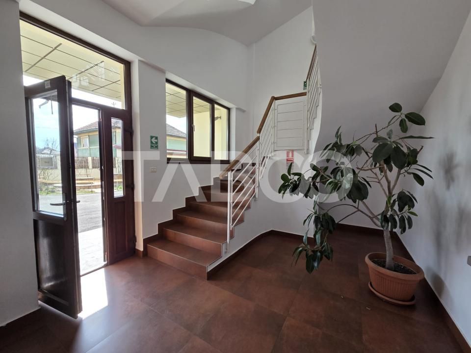 Spațiu de birouri cu 14 camere de închiriat în Făgăraș – fotografia 8 din 14