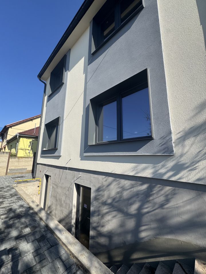 Casă cu 5 camere de vânzare în Vasile Aaron, Sibiu – fotografia 15 din 15