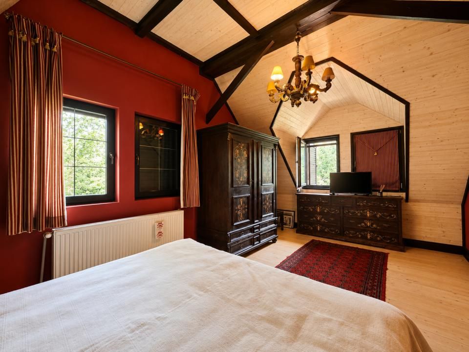 Casă cu 6 camere de vânzare în Nistoresti – fotografia 14 din 25