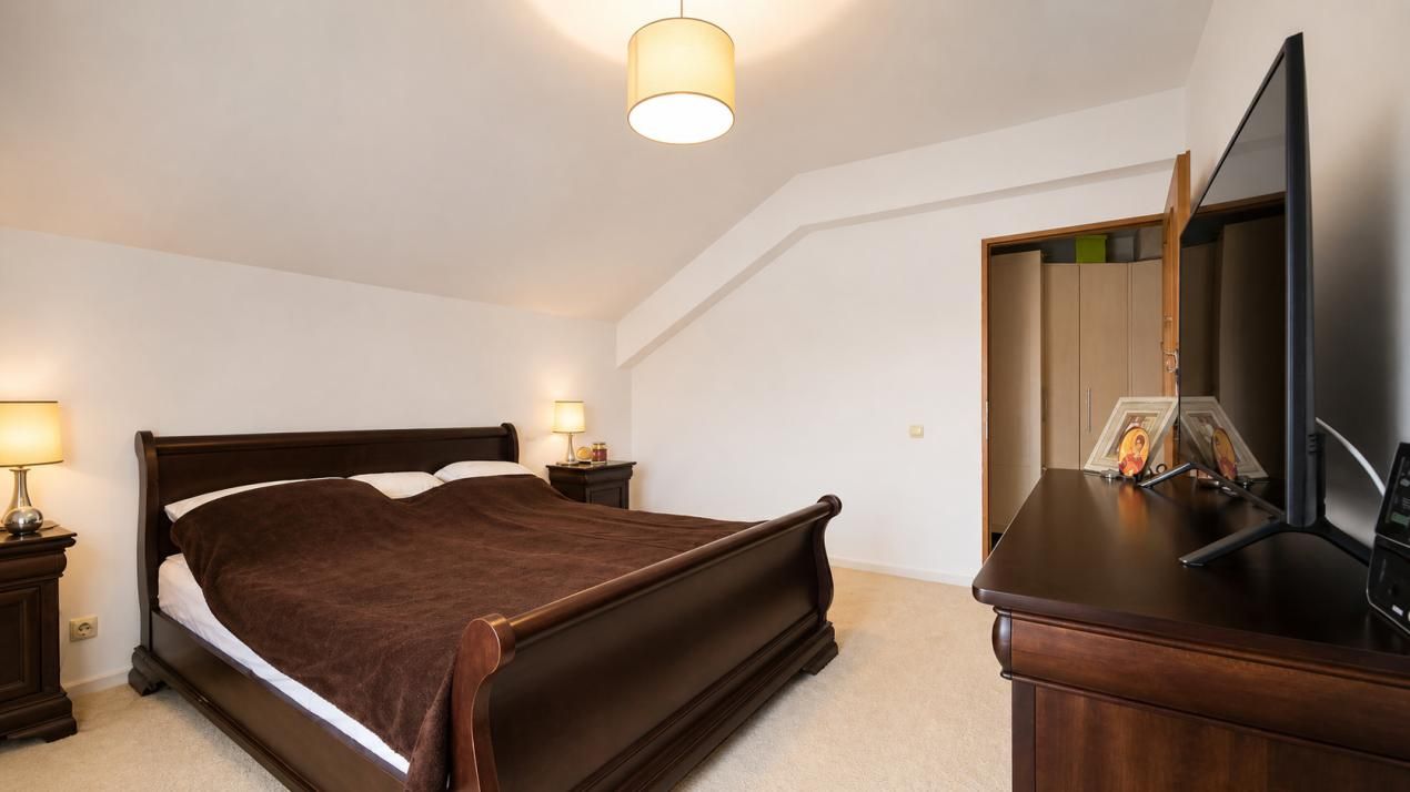 Casă cu 4 camere de vânzare în Nord, Hărman – fotografia 31 din 38