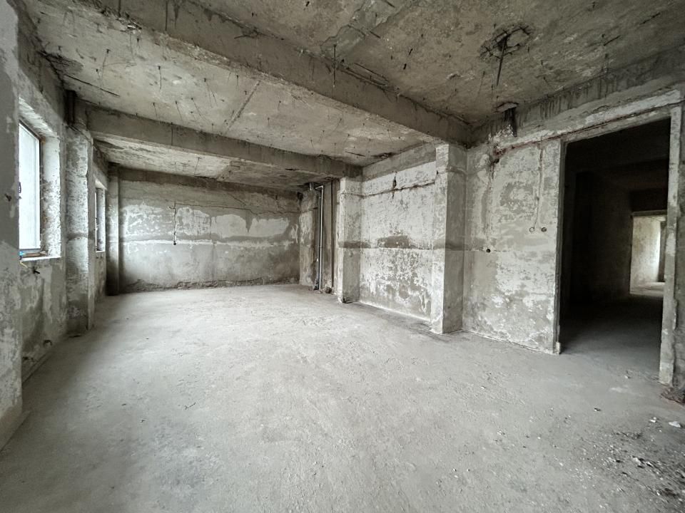 Spațiu comercial cu 30 camere de vânzare în Central, Popești-Leordeni – fotografia 7 din 14