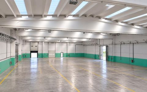 Spațiu industrial de vânzare în Vest, Oradea