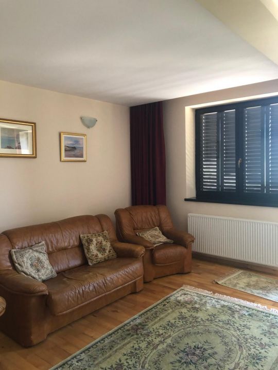 Casă cu 13 camere de vânzare în Exterior Est, Crevedia – fotografia 31 din 54