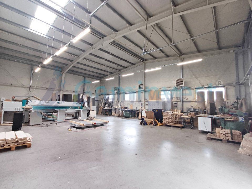 Spațiu industrial de vânzare în Salard – fotografia 4 din 16