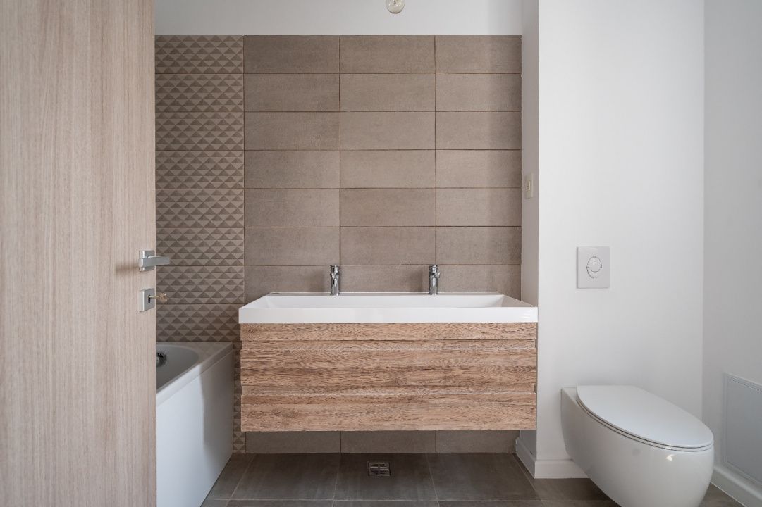 Casă cu 4 camere de vânzare în Central, Otopeni – fotografia 8 din 14