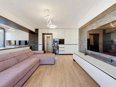 Apartament cu 3 camere de vânzare în Tătărași, Iași – fotografia 3 din 32