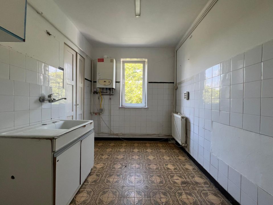 Apartament cu 3 camere de vânzare în Tomis II, Constanța – fotografia 8 din 25