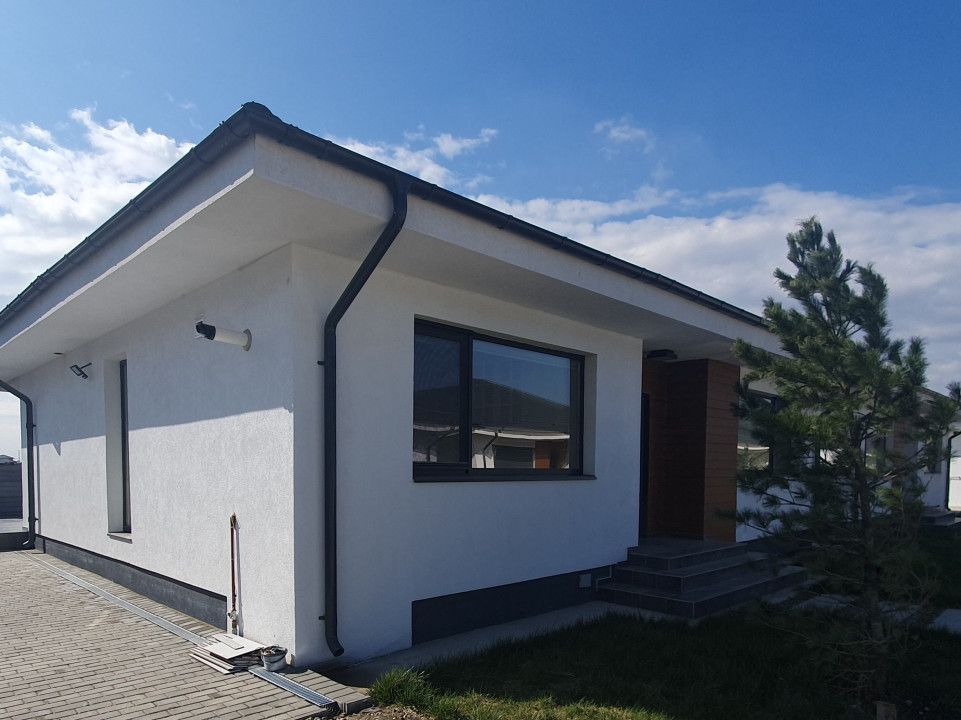 Casă cu 4 camere de închiriat în Tunari – fotografia 9 din 9