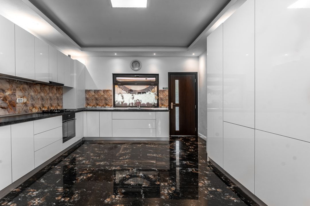 Hotel / pensiune cu 8 camere de vânzare în Central, Călimănești – fotografia 23 din 41