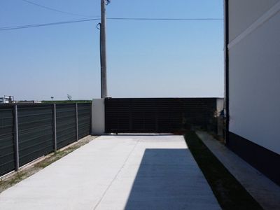Casă cu 5 camere de vânzare în Dascalu – fotografia 5 din 33