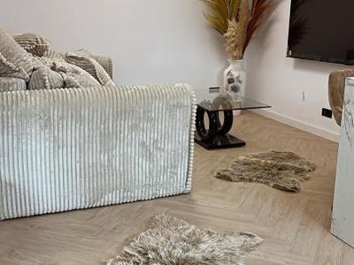 Apartament cu 2 camere de vânzare în Bd. Laminorului, București – fotografia 2 din 9