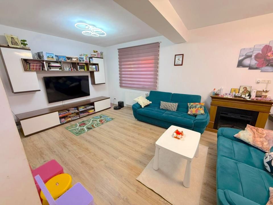 Casă cu 4 camere de vânzare în Central, Berceni – fotografia 29 din 44