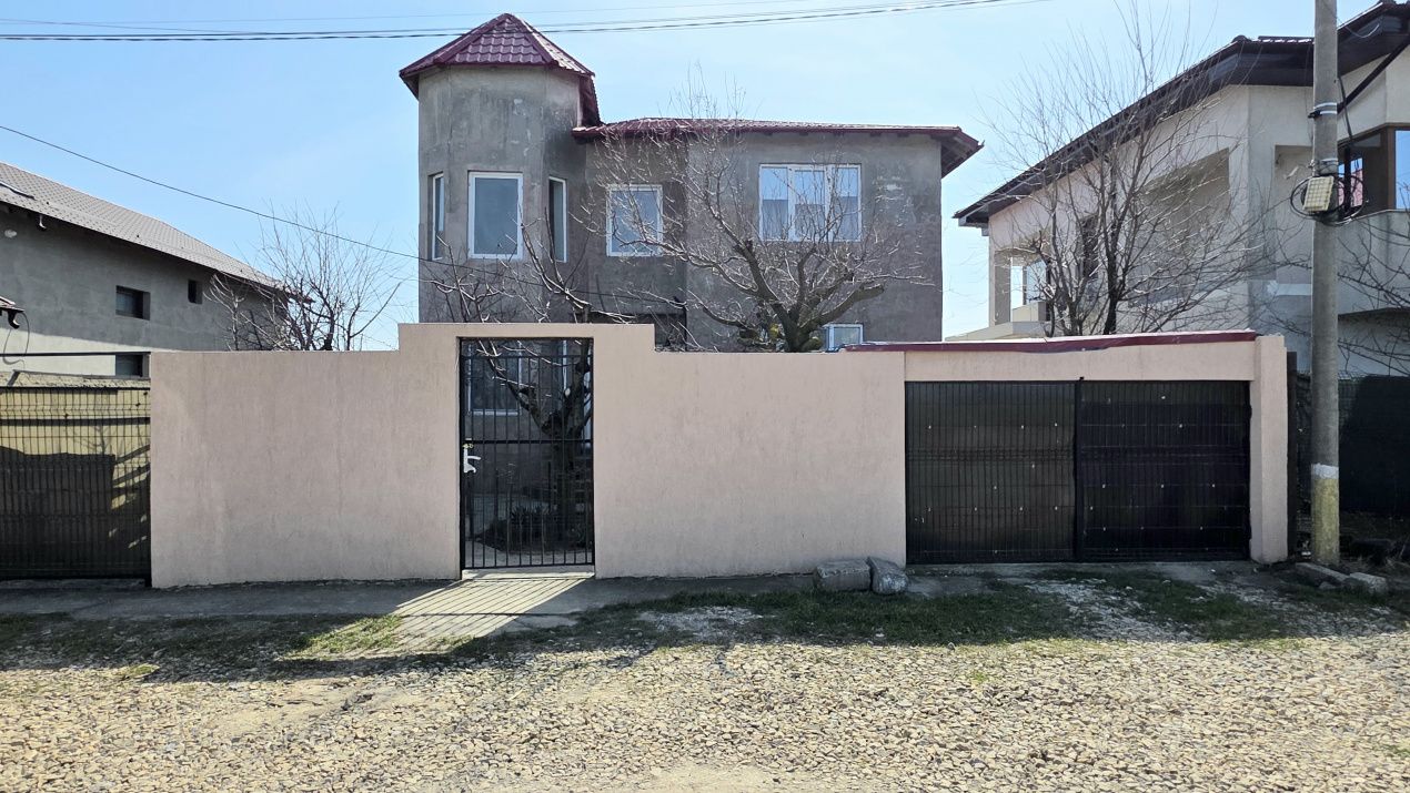 Casă cu 6 camere de vânzare în Km 5, Constanța – fotografia 1 din 18