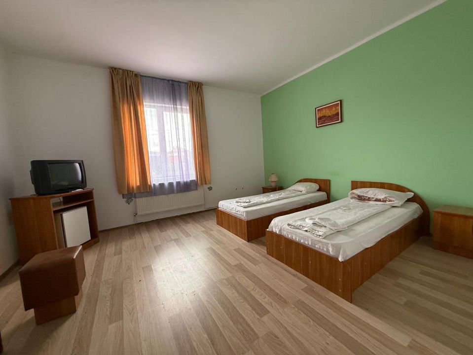 Hotel / pensiune cu 25 camere de vânzare în Sighetu Marmației – fotografia 36 din 51