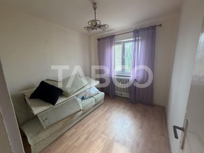 Apartament cu 3 camere de vânzare în Făgăraș – fotografia 4 din 7