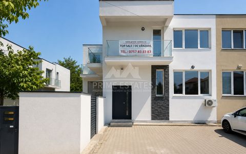 Casă cu 5 camere de vânzare în Exterior Est, Tunari