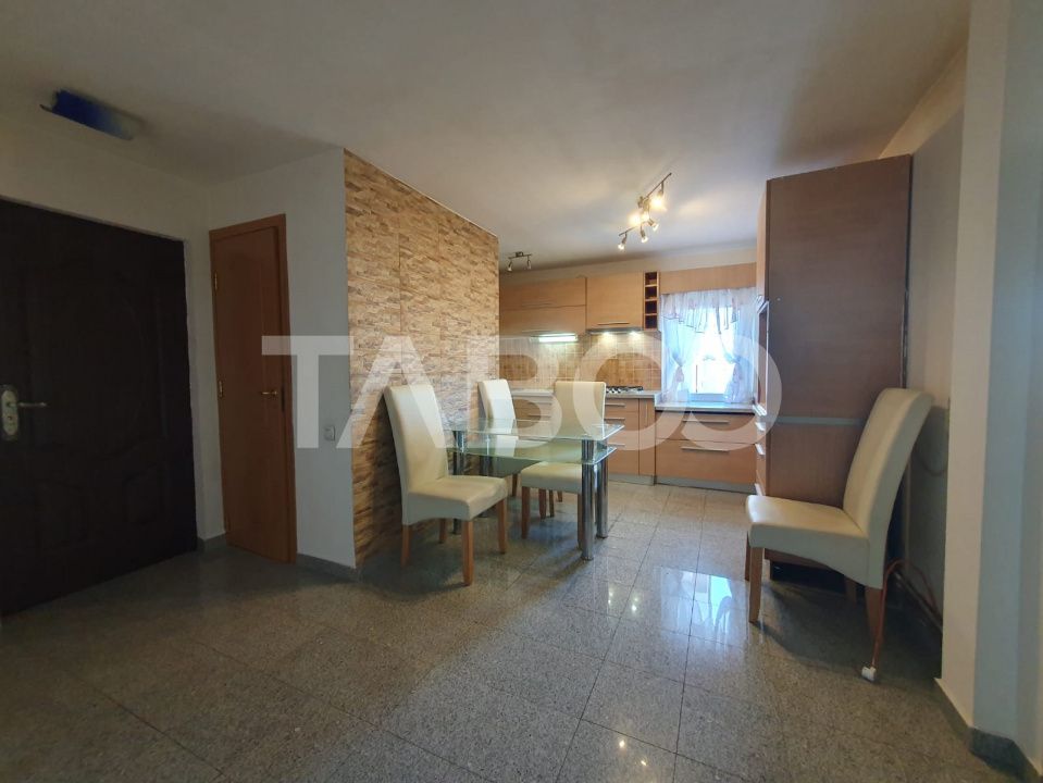 Apartament cu 3 camere de vânzare în Făgăraș – fotografia 7 din 13
