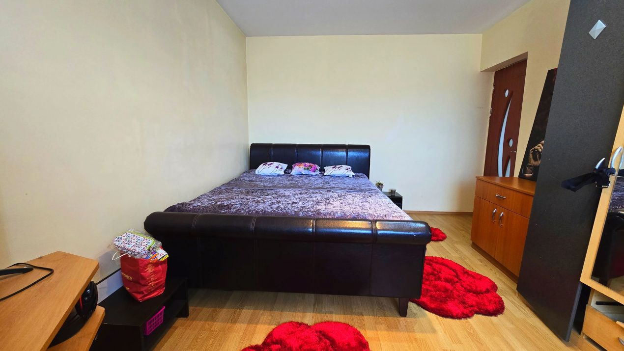 Casă cu 8 camere de vânzare în Central, Afumați – fotografia 11 din 91