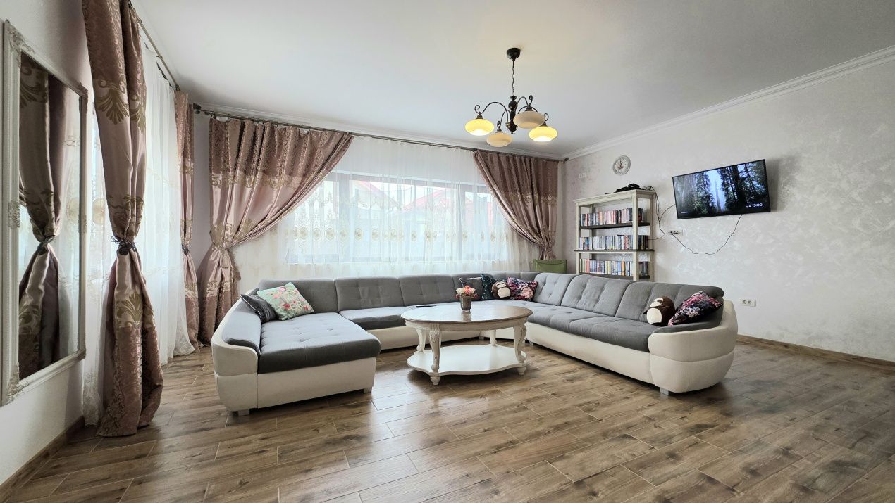 Casă cu 5 camere de vânzare în Năvodari – fotografia 5 din 29