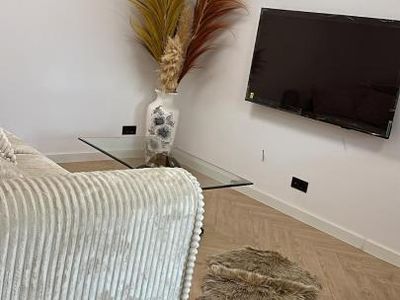 Apartament cu 2 camere de vânzare în Bd. Laminorului, București – fotografia 3 din 9