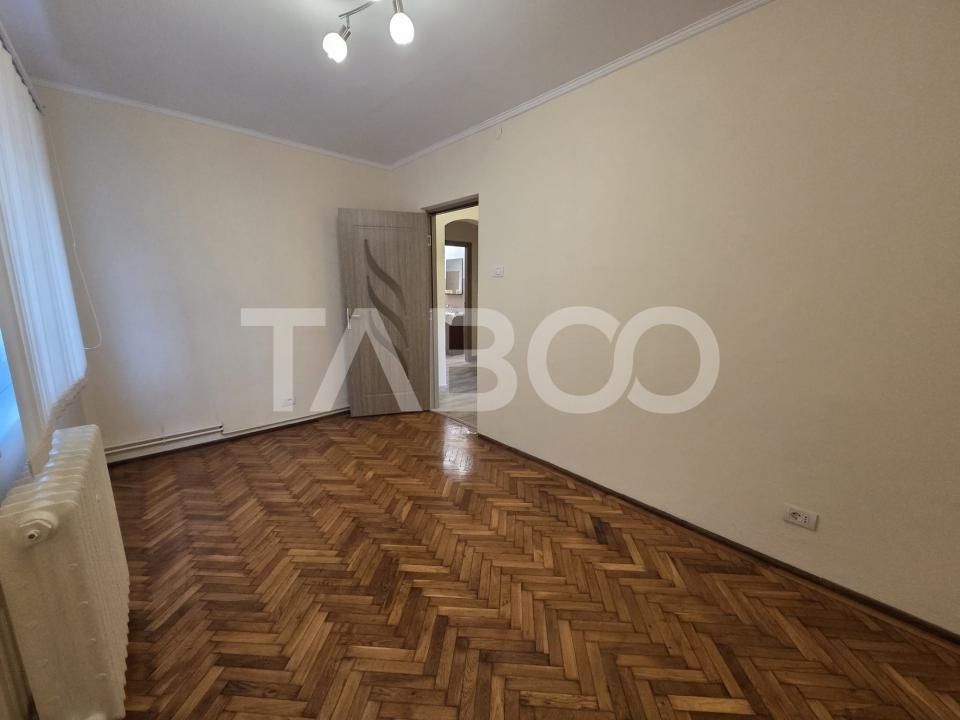 Apartament cu 4 camere de închiriat în Făgăraș – fotografia 8 din 11