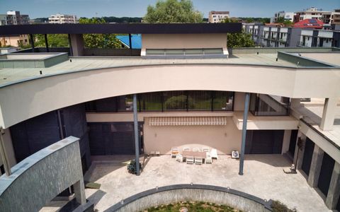 Casă cu 8 camere de închiriat în Băneasa, București