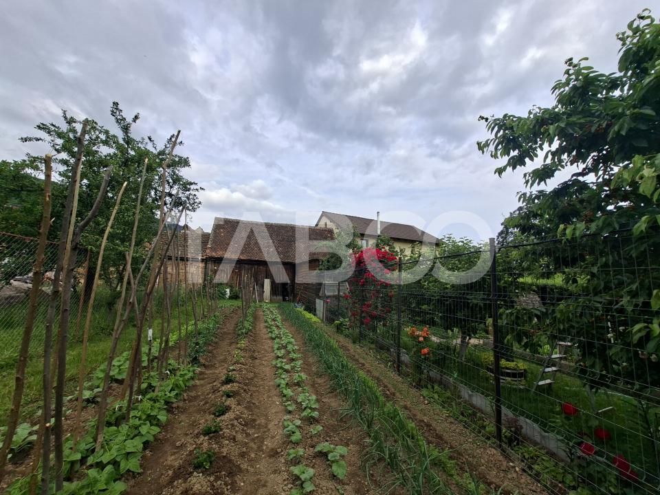 Casă cu 2 camere de vânzare în Poplaca – fotografia 14 din 16