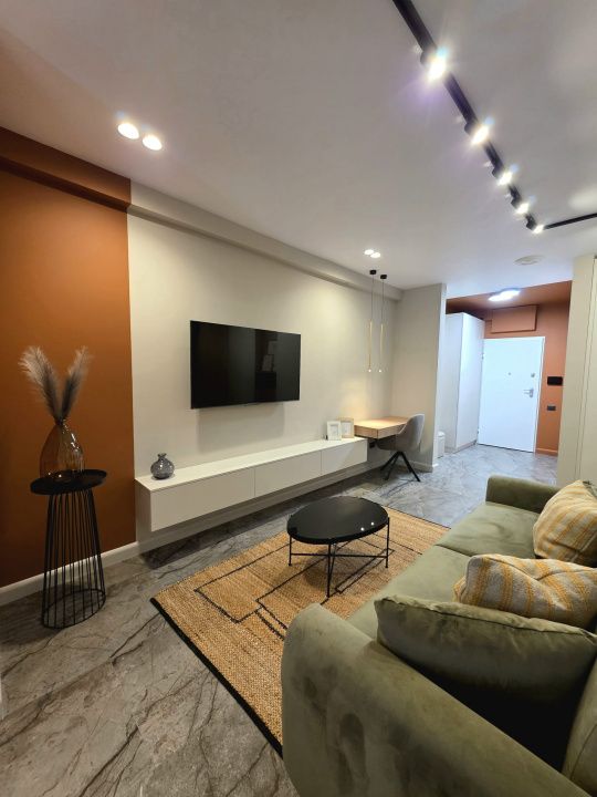 Apartament cu 2 camere de închiriat în Faleza Nord, Constanța – fotografia 2 din 23
