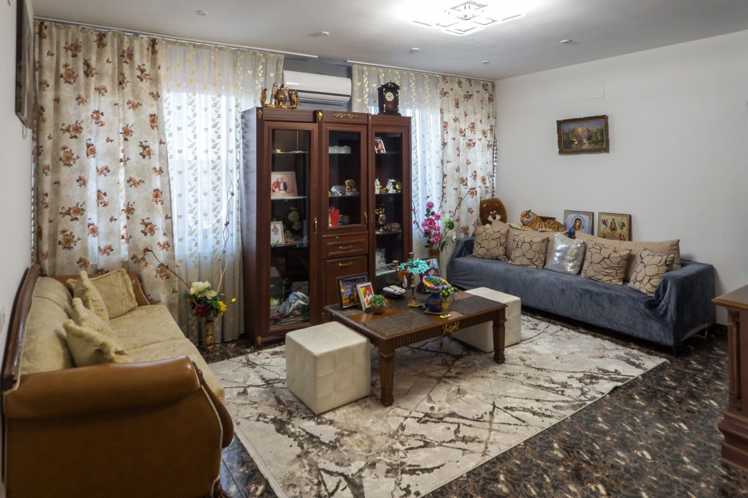 Casă cu 8 camere de vânzare în Est, Voluntari – fotografia 8 din 65