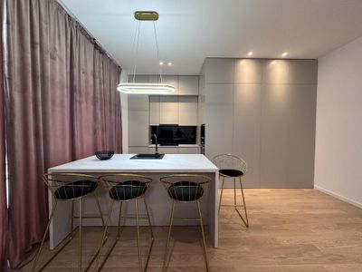 Apartament cu 5 camere de închiriat în Pipera, București – fotografia 2 din 21