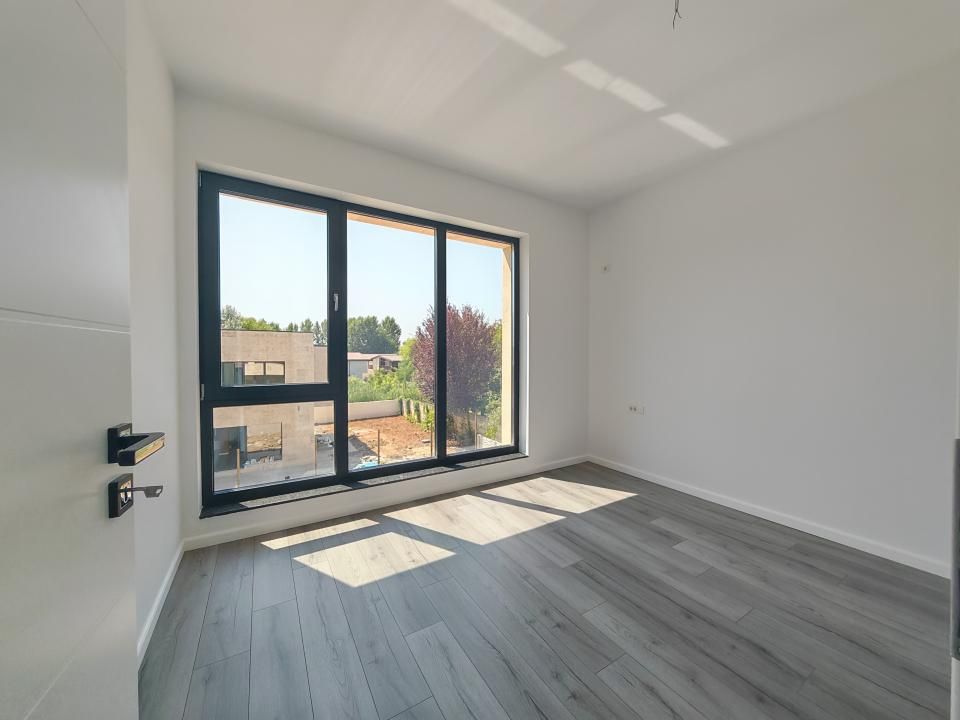 Casă cu 6 camere de vânzare în Tunari – fotografia 22 din 28