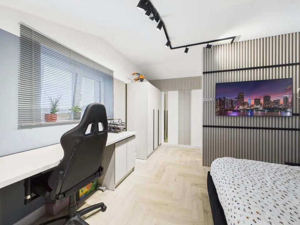 Casă cu 5 camere de vânzare în Vest, Otopeni – fotografia 14 din 40
