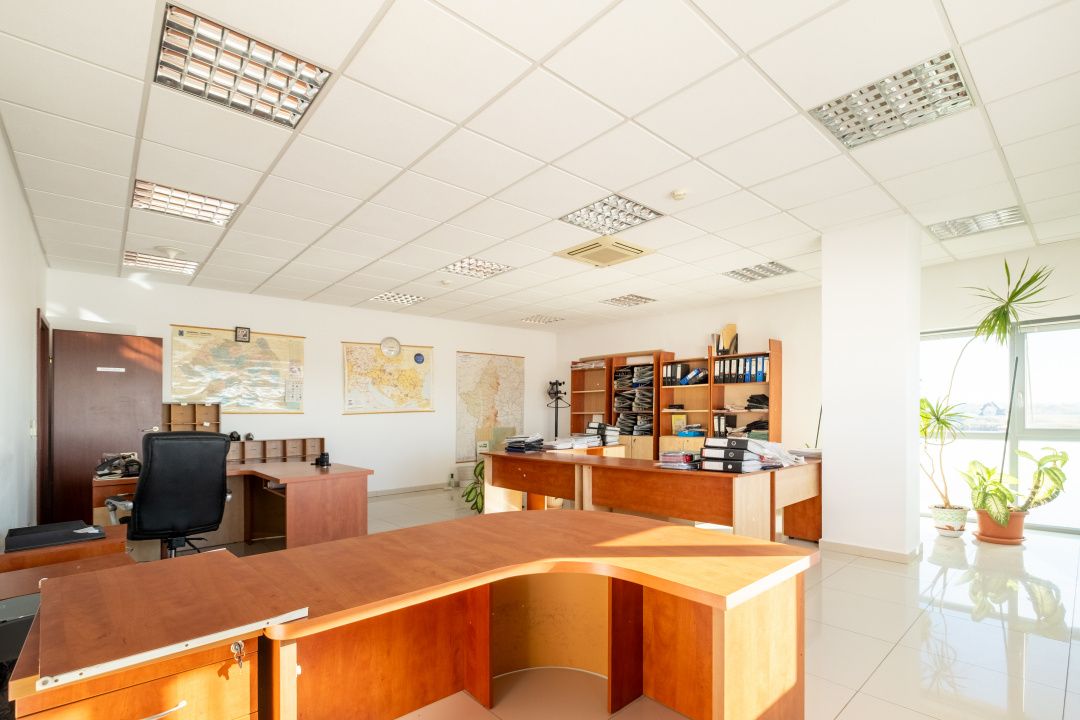 Spațiu de birouri cu 6 camere de închiriat în Lugojului, Timișoara – fotografia 13 din 31