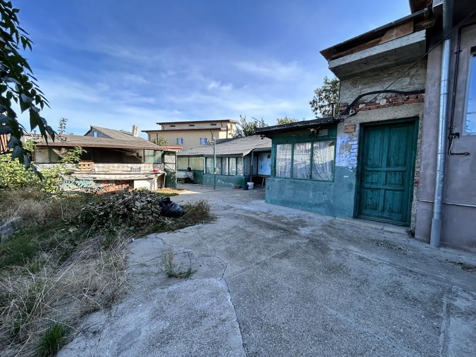 Casă cu 5 camere de vânzare în Central, Dobroești – fotografia 6 din 15