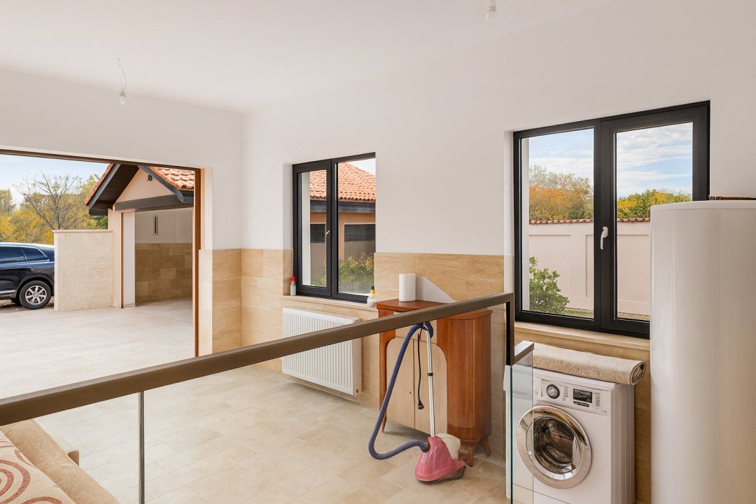 Casă cu 8 camere de vânzare în Snagov – fotografia 6 din 26