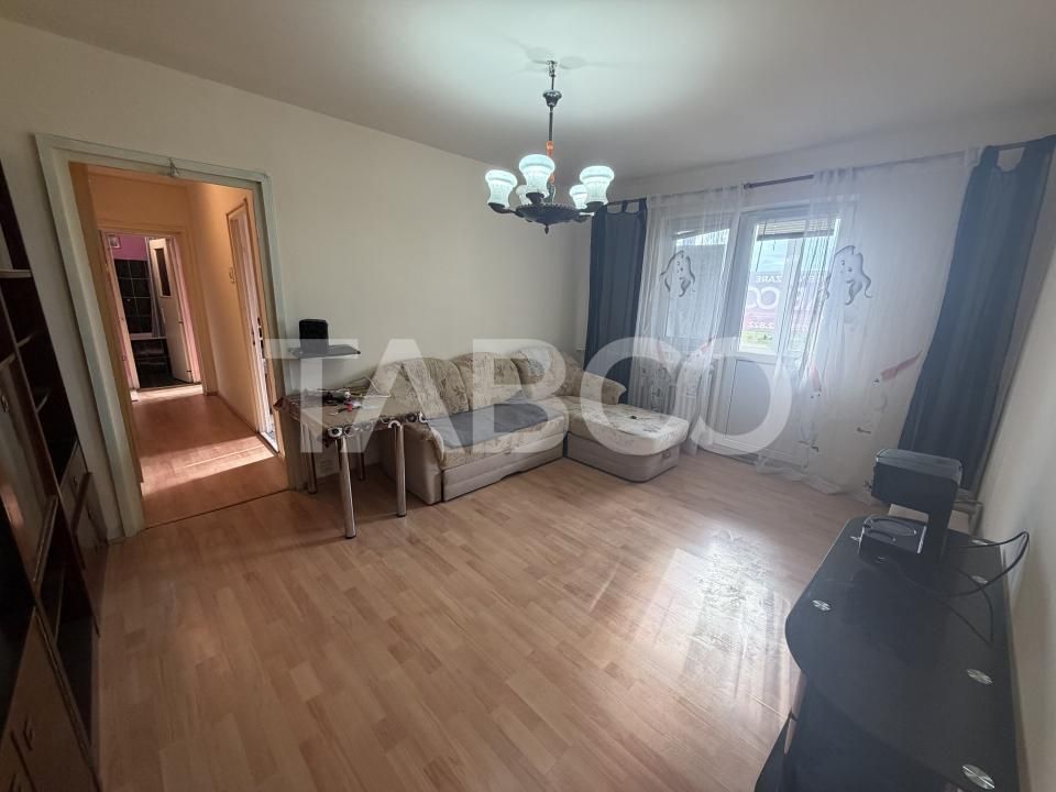 Apartament cu 3 camere de vânzare în Făgăraș – fotografia 2 din 7