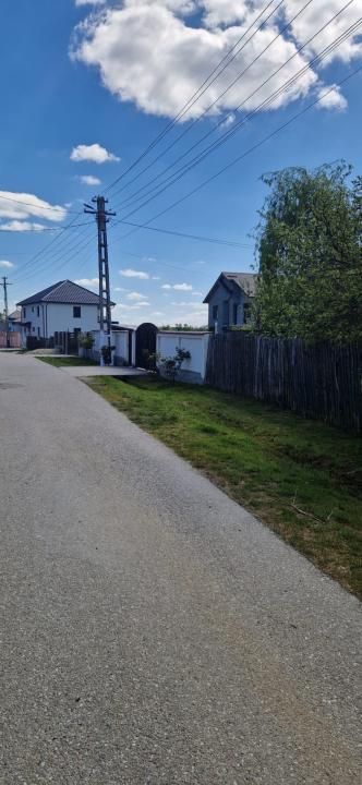 Teren de vânzare în Central, Babana – fotografia 2 din 4