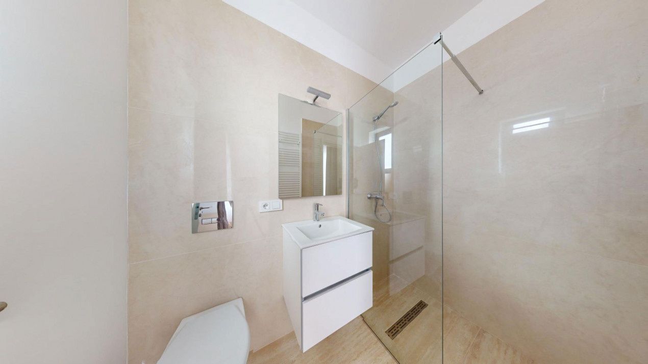 Casă cu 4 camere de vânzare în Tunari – fotografia 9 din 15