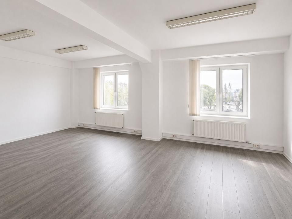 Spațiu industrial cu 30 camere de vânzare în Oradea – fotografia 5 din 6