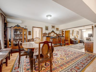 Apartament cu 4 camere de vânzare în 1 Mai, București – fotografia 2 din 28
